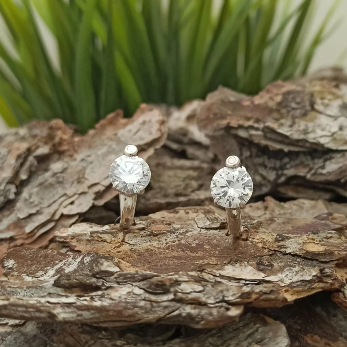 Cercei de argint cu zirconiu pentru damă „Picături de cristal”