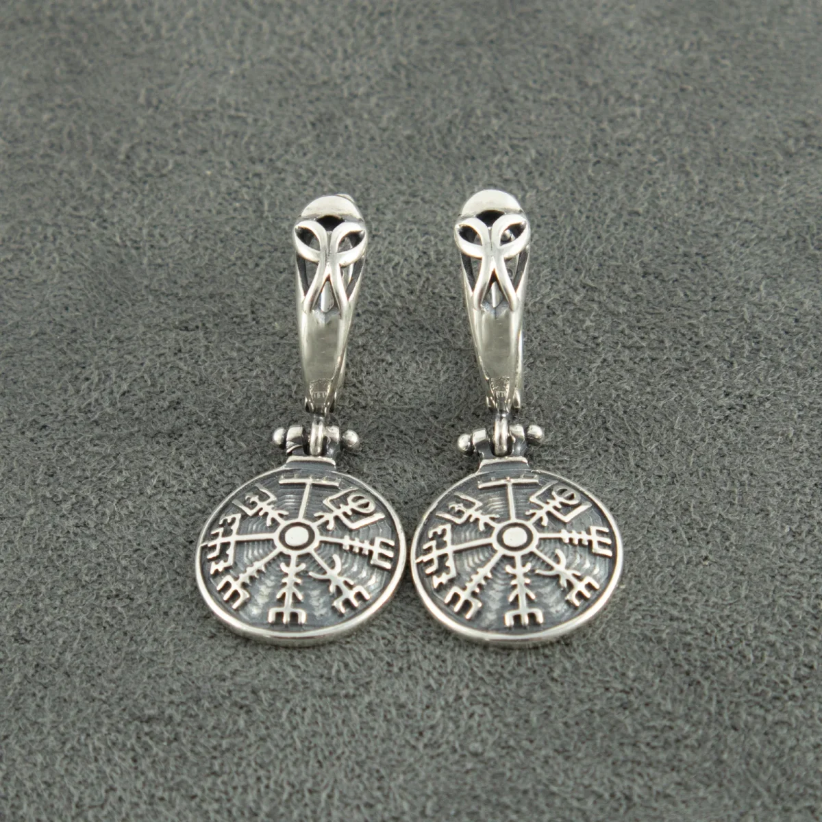 Cercei de argint pentru damă „Busola vikingă” - Vegvisir