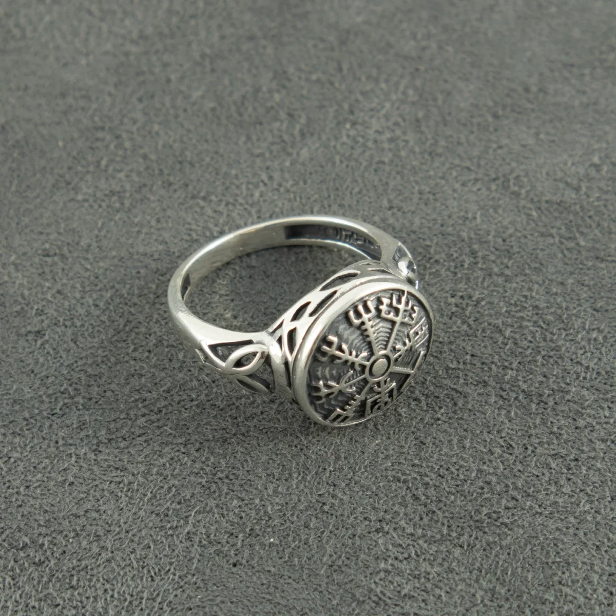 Inel de argint „Vegvisir”