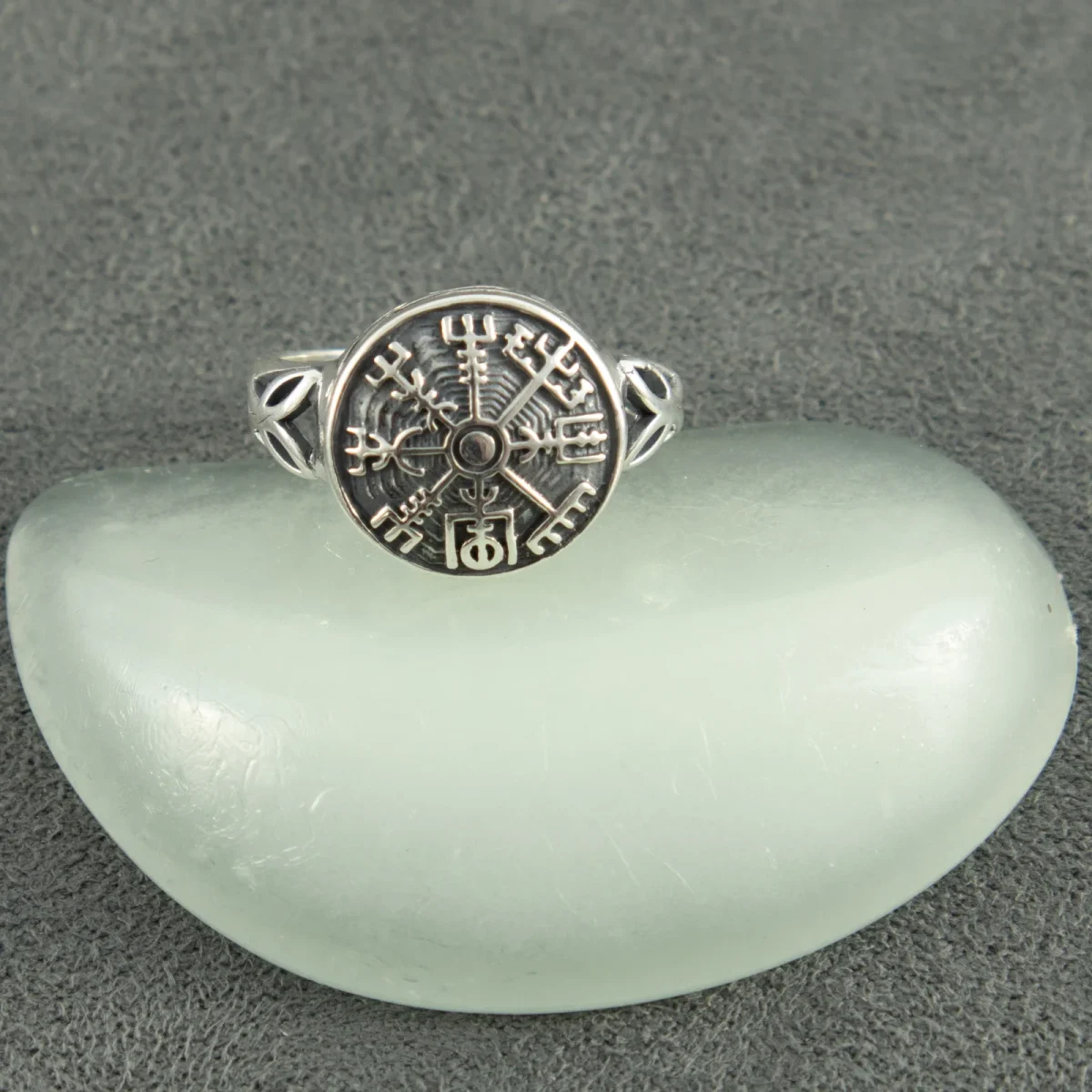 Inel de argint „Vegvisir”