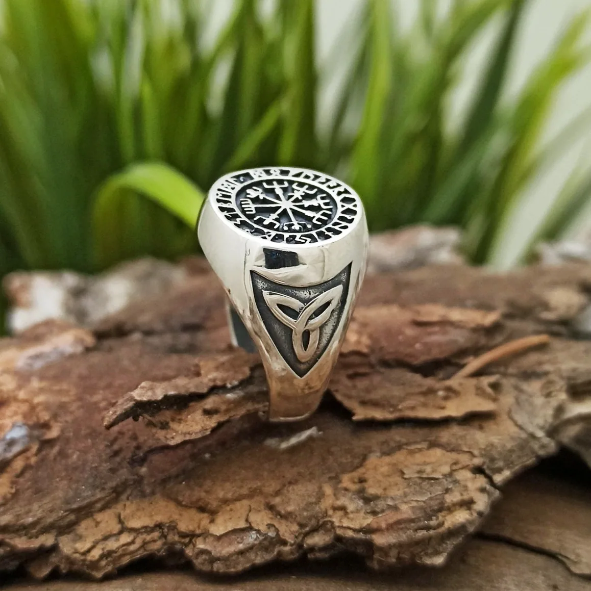 Inel de argint „Vegvisir”