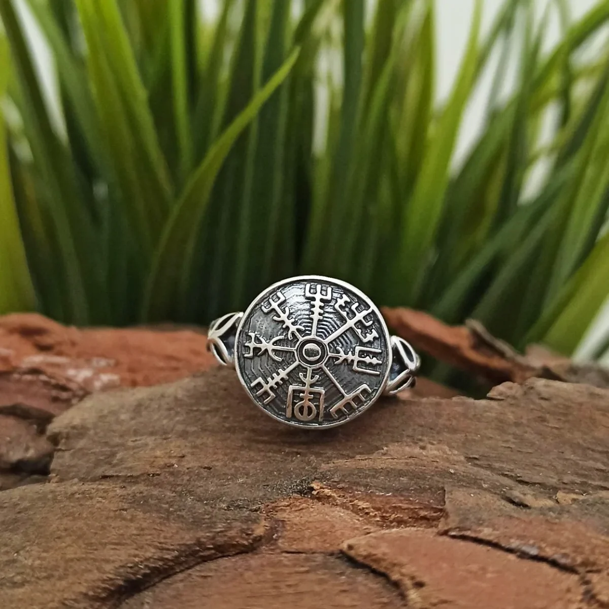 Inel de argint „Vegvisir”