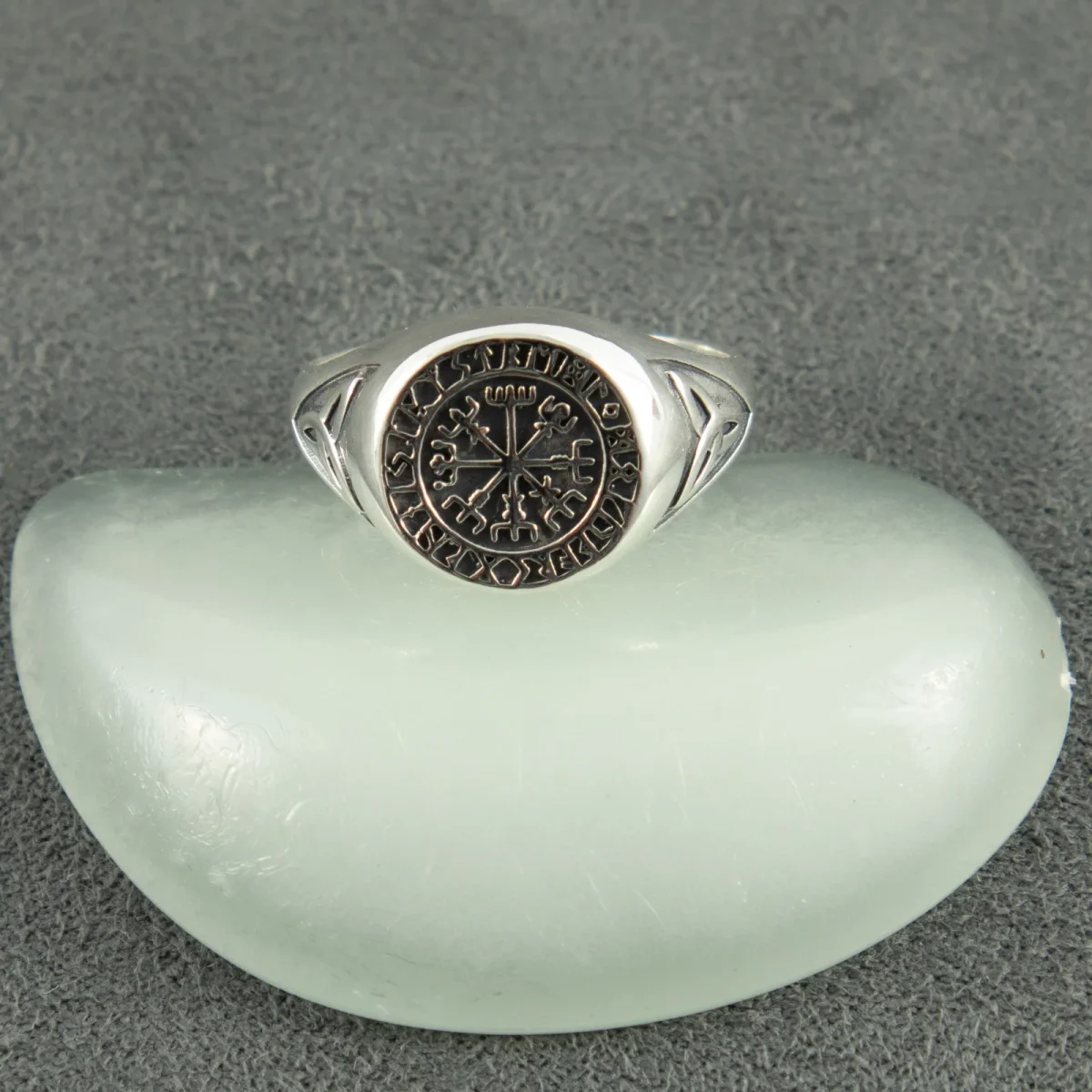 Inel de argint „Vegvisir”