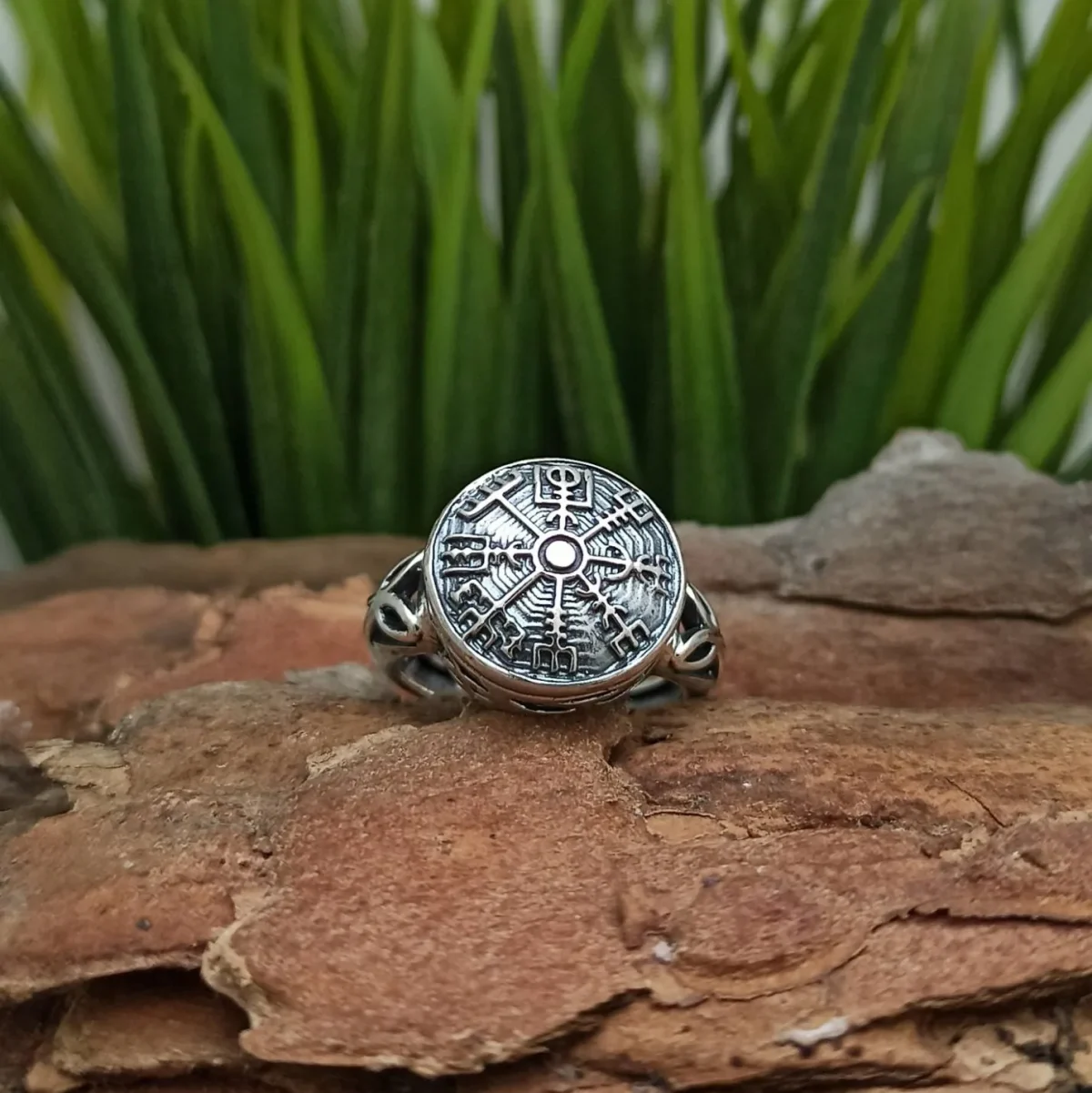 Inel de argint „Vegvisir”