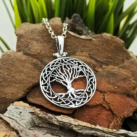 Medalion de argint „Pomul vieții” - Yggdrasil